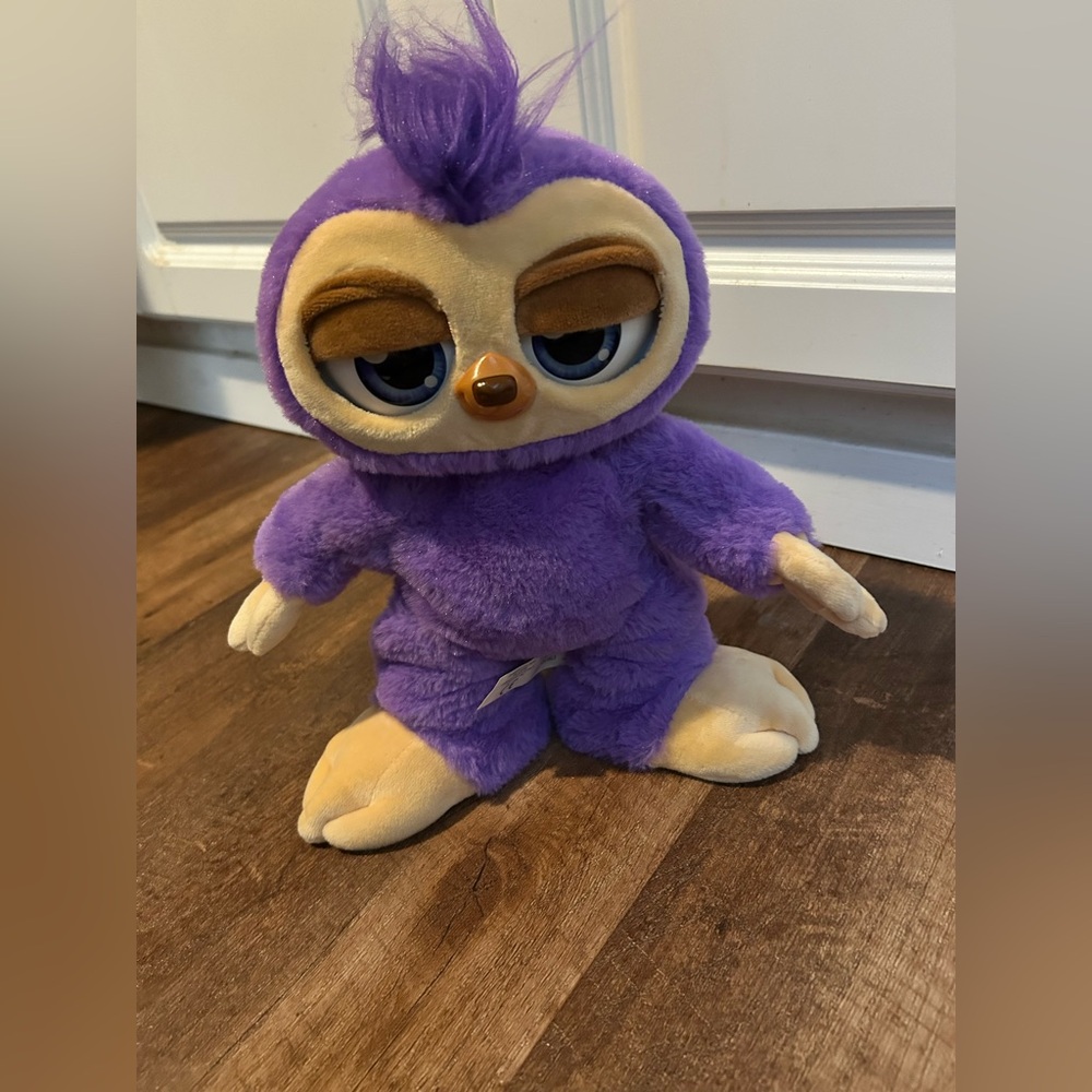 Fifi the flossing sloth!